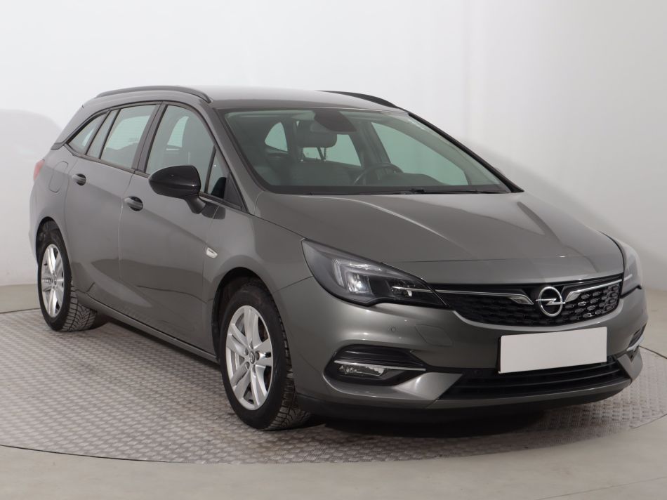 Opel Astra - 2021