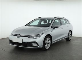Volkswagen Golf - 2022