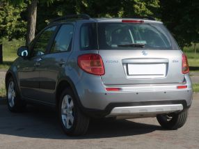 Suzuki SX4 - 2013