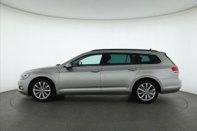 Volkswagen Passat - 2015