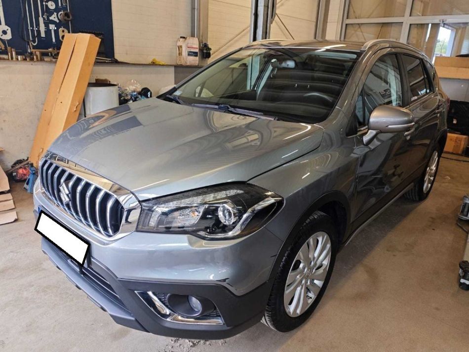 Suzuki SX4 S-Cross - 2020