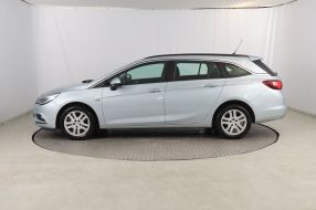 Opel Astra - 2016