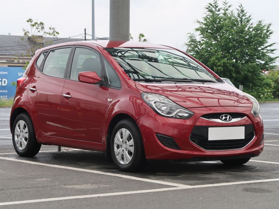 Hyundai ix20 - 2012
