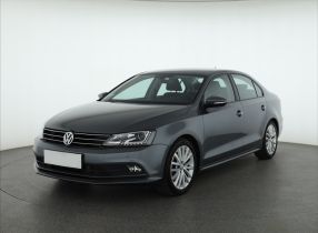 Volkswagen Jetta - 2017