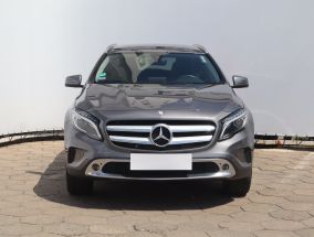 Mercedes-Benz GLA - 2016