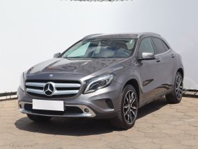 Mercedes-Benz GLA - 2016