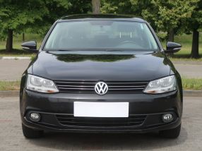 Volkswagen Jetta - 2011