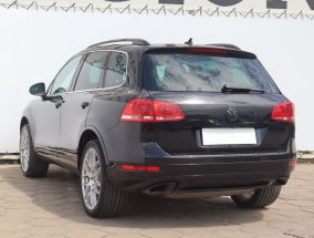 Volkswagen Touareg - 2010