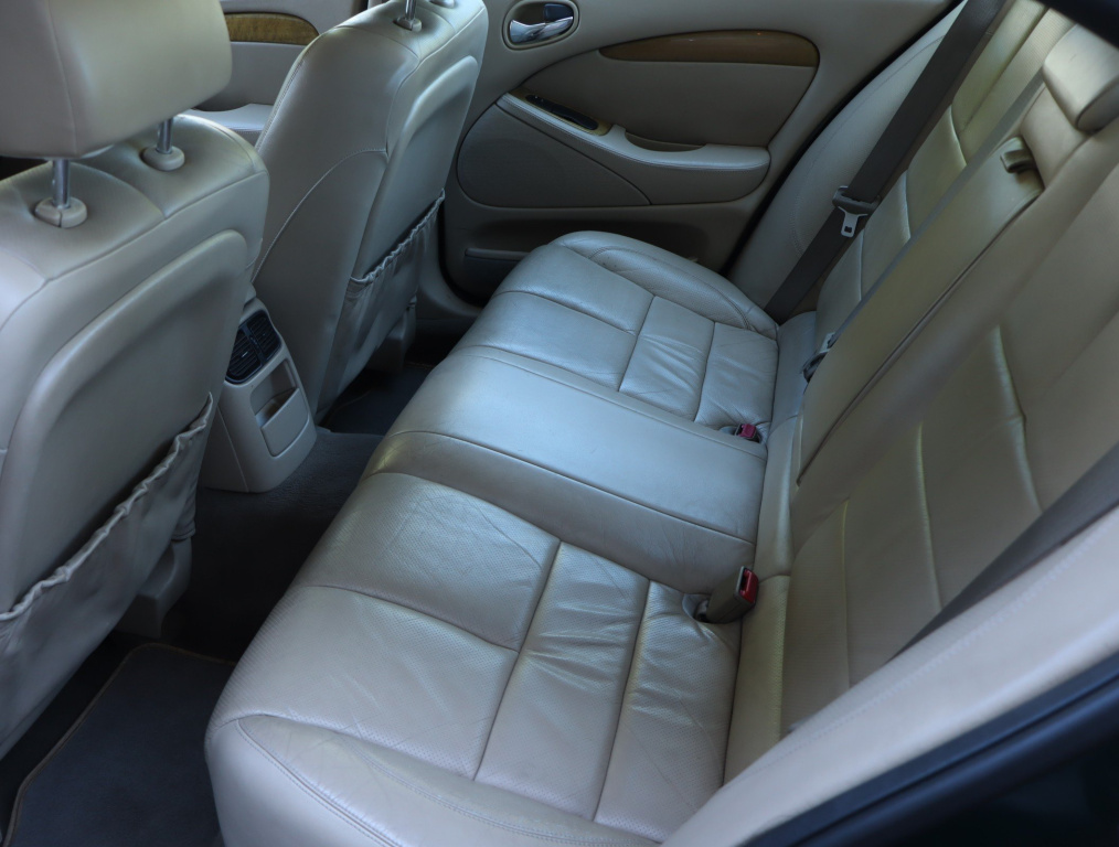 Jaguar S-Type