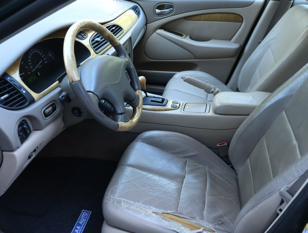 Jaguar S-Type