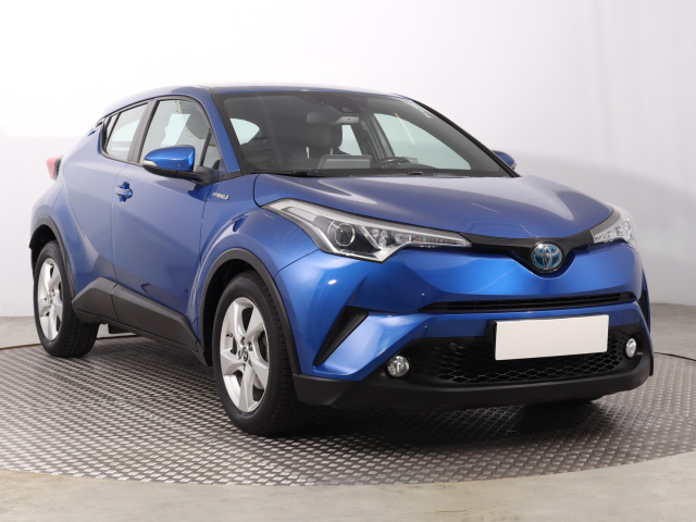 Toyota C-HR, 2016