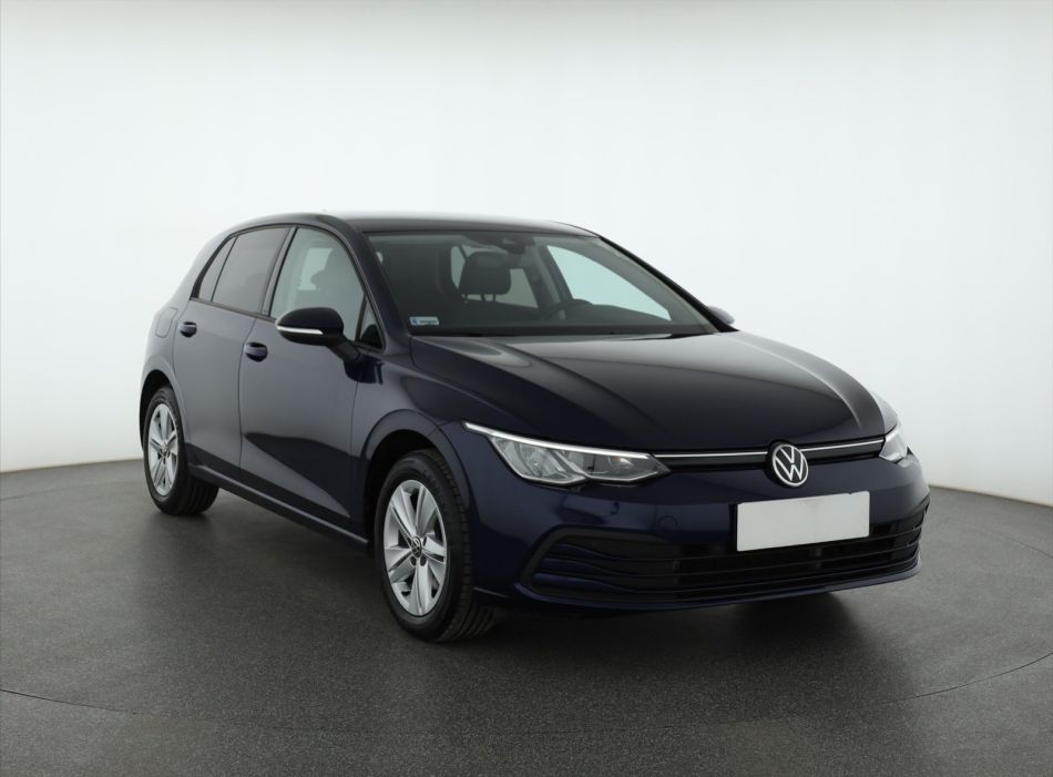 Volkswagen Golf - 2020