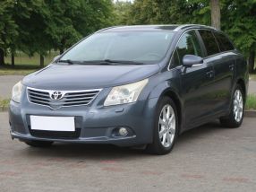 Toyota Avensis - 2011