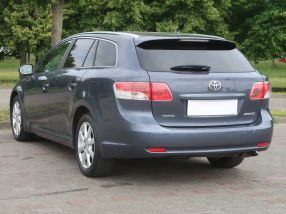 Toyota Avensis - 2011