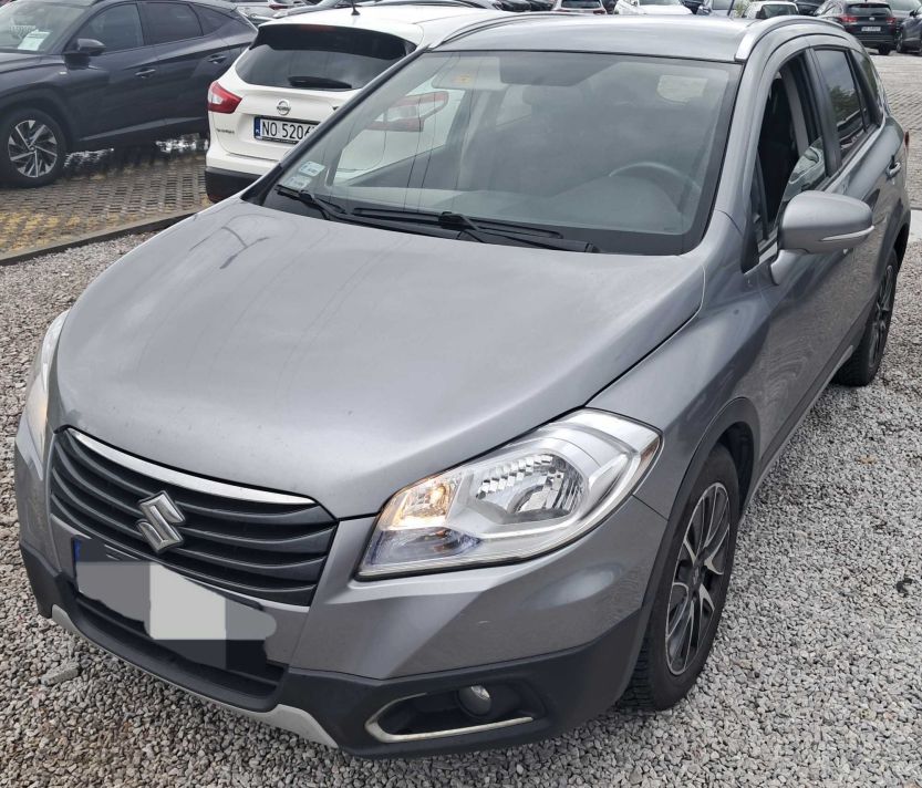 Suzuki SX4 S-Cross - 2015