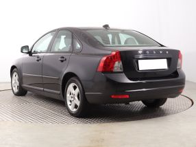 Volvo S40 - 2010