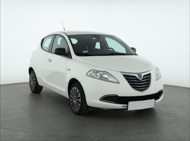 Lancia Ypsilon 2014