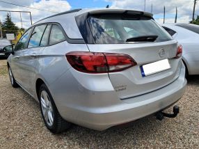 Opel Astra - 2016