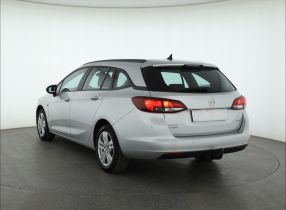 Opel Astra - 2016