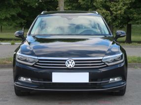 Volkswagen Passat - 2015