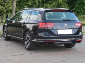 Volkswagen Passat - 2015