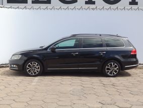 Volkswagen Passat - 2012