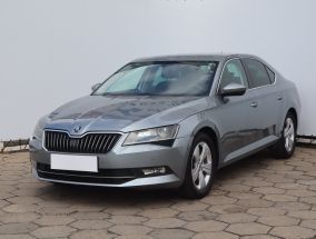 Skoda Superb - 2019