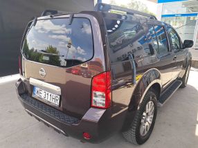Nissan Pathfinder - 2013