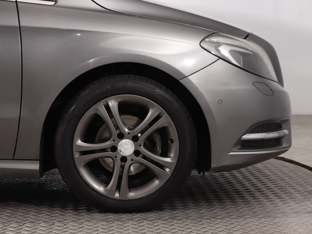 Mercedes-Benz B