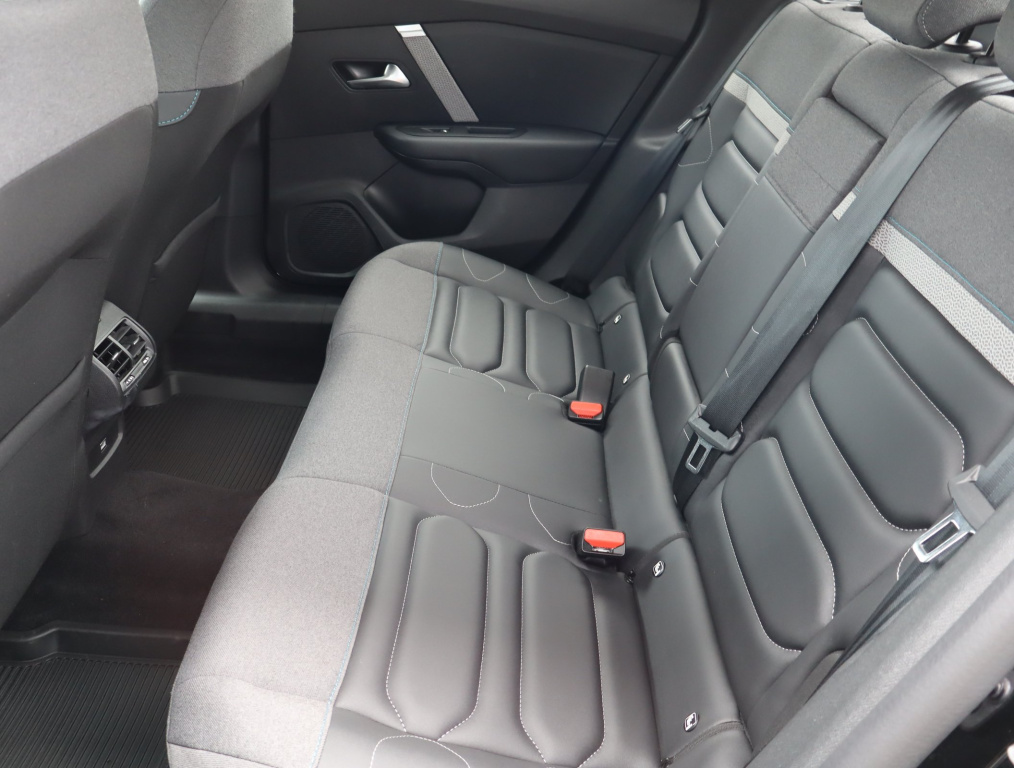 Citroen C4 X
