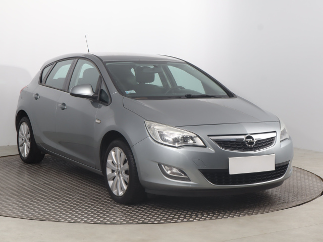 Opel Astra 2010