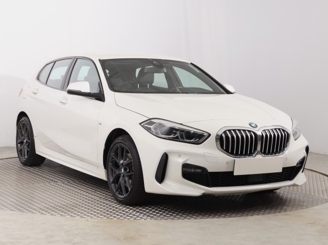 BMW 1 2021
