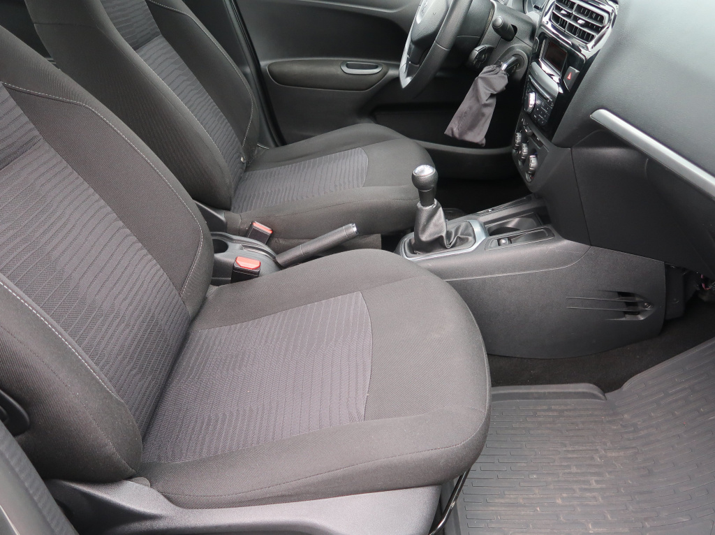 Peugeot 301