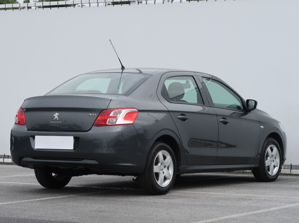 Peugeot 301