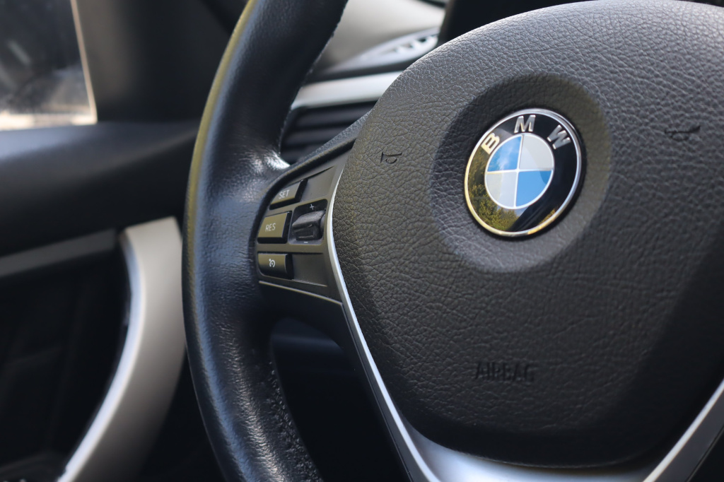 BMW 3
