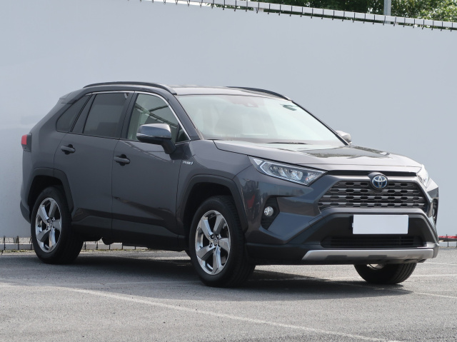 Toyota RAV4 2021