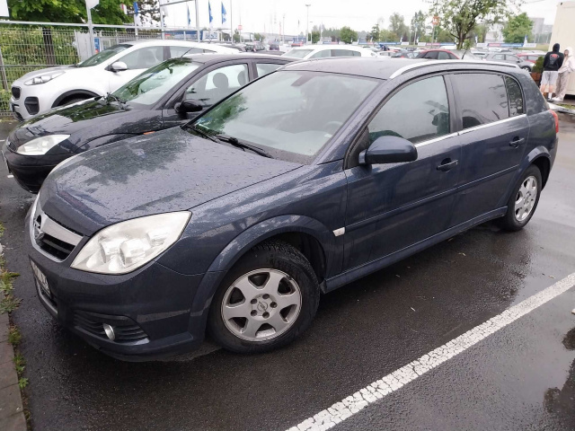 Opel Signum 2006