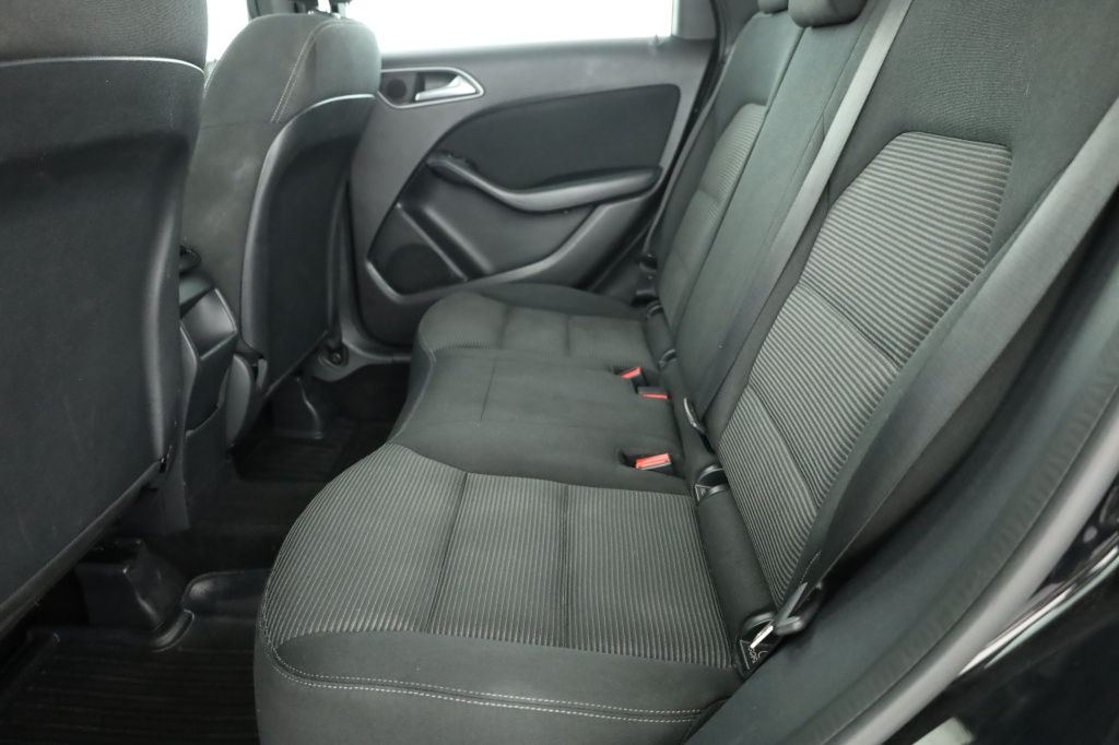 Mercedes-Benz B