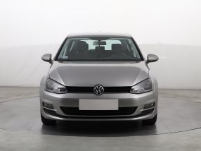Volkswagen Golf - 2016