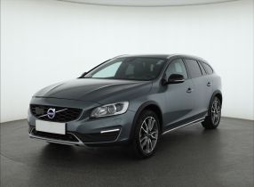 Volvo V60 Cross Country - 2018