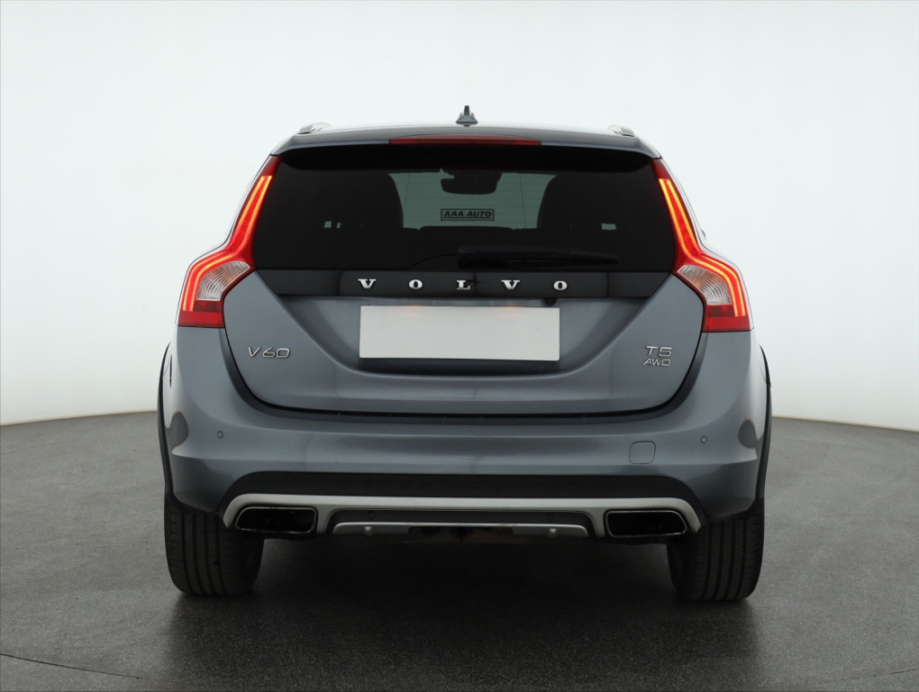 Volvo V60 Cross Country