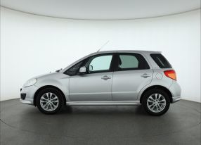 Suzuki SX4 - 2013