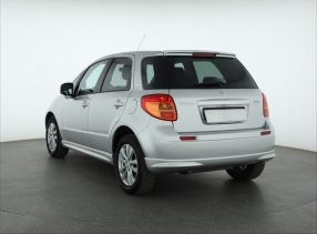 Suzuki SX4 - 2013
