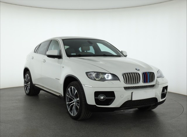 BMW X6 2011