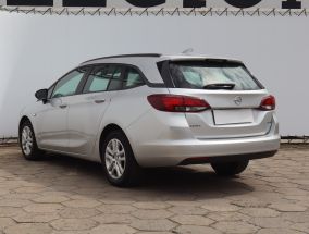 Opel Astra - 2017