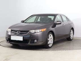 Honda Accord - 2010