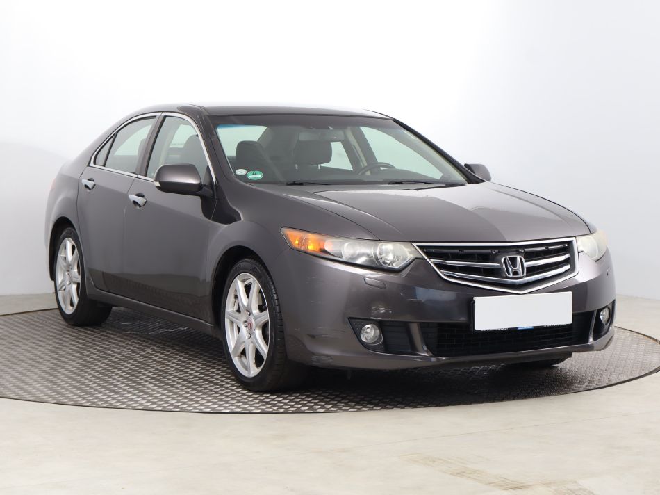 Honda Accord - 2010