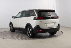 Peugeot 5008 - 2019
