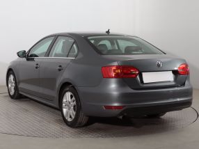 Volkswagen Jetta - 2012
