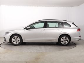 Volkswagen Golf - 2022